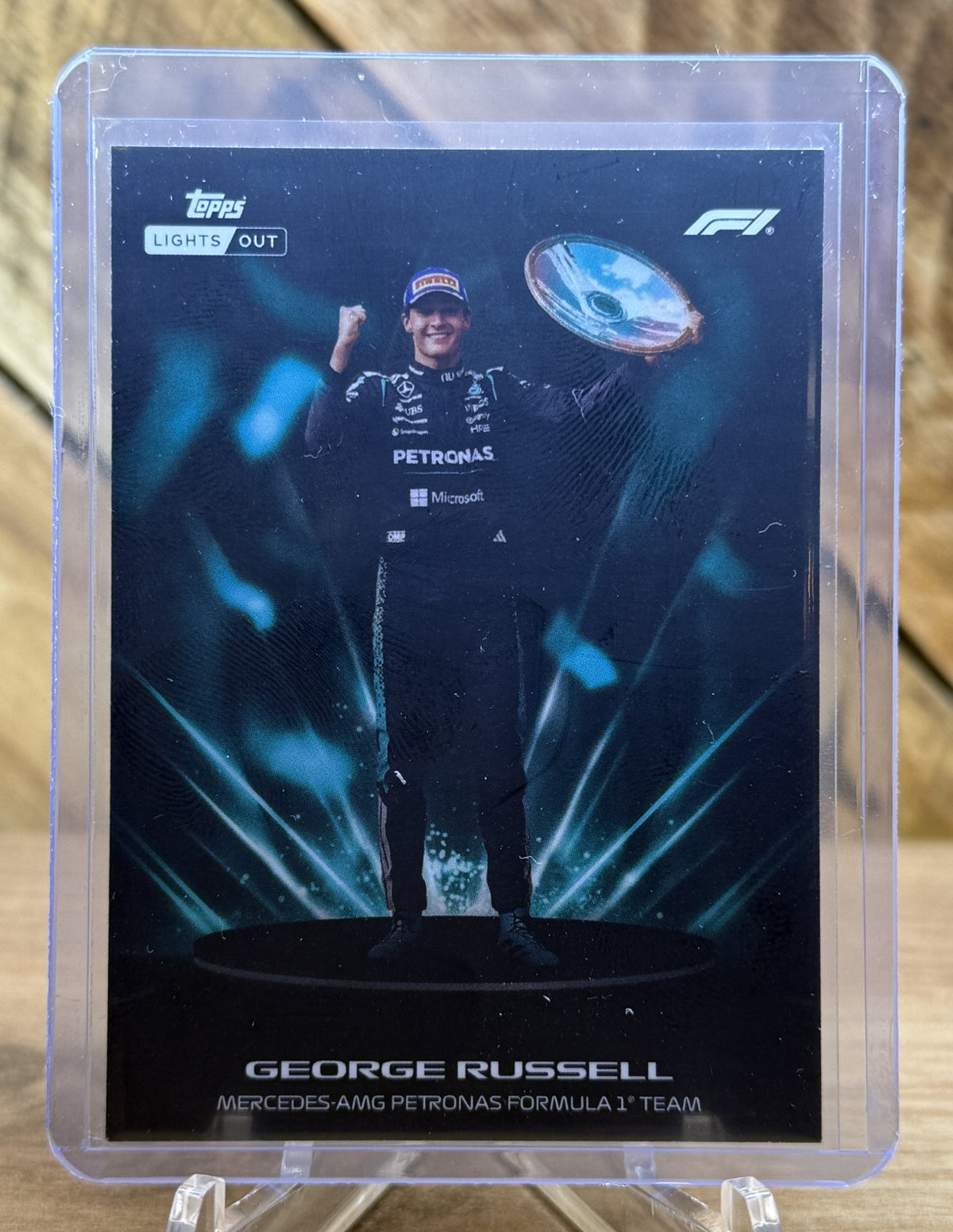 George Russell – Mercedes · 2025 Topps Lights Out F1 Lumina