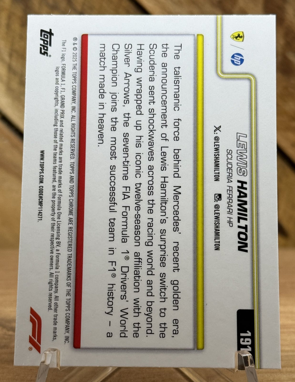 Lewis Hamilton – Ferrari · 2025 Topps Chrome F1 #191 On The Move B&W RayWave Refractor