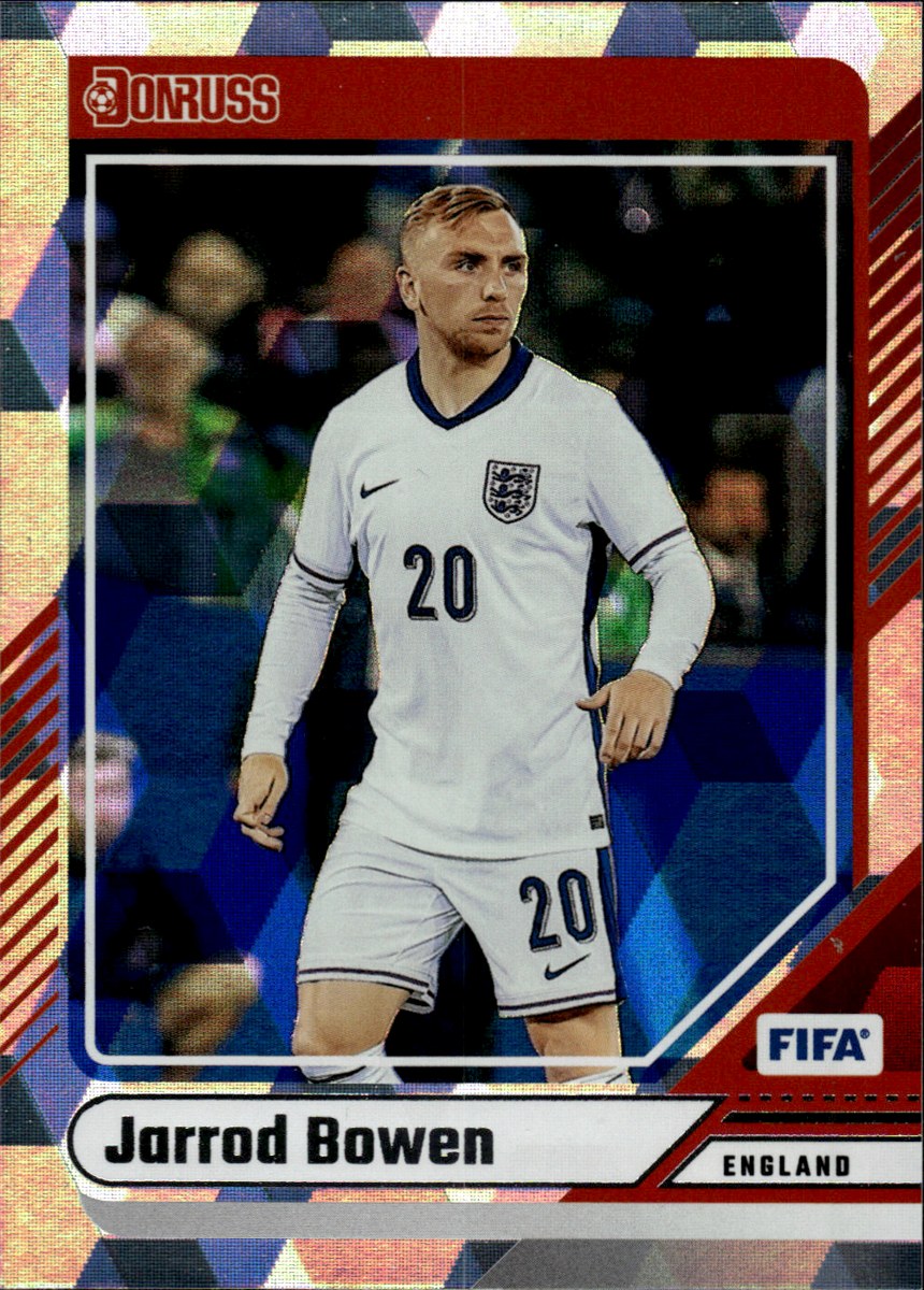 Jarrod Bowen – England · 2024-25 Panini Donruss Soccer #68 Cubic Parallel – front